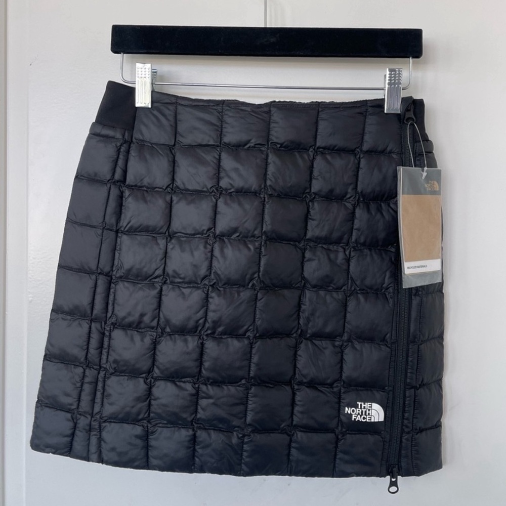 [NWT] The North Face ThermoBall Hybrid Insulated Slim Fit Skirt